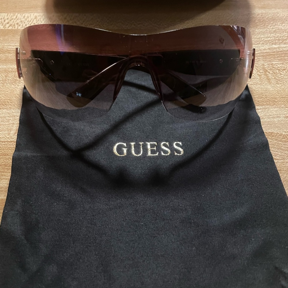 Guess Oversized Brown Sunglasses